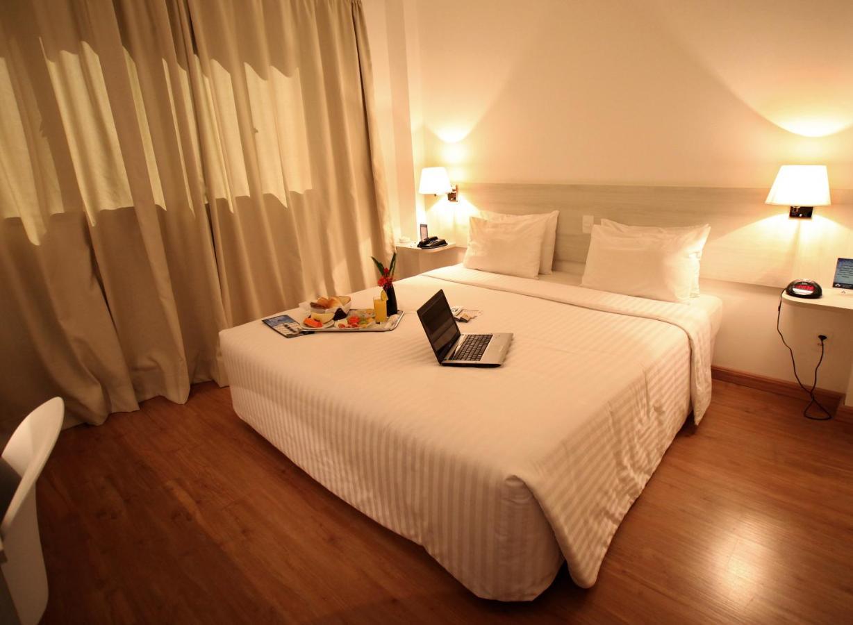 Camacari Plaza Hotel ภายนอก รูปภาพ