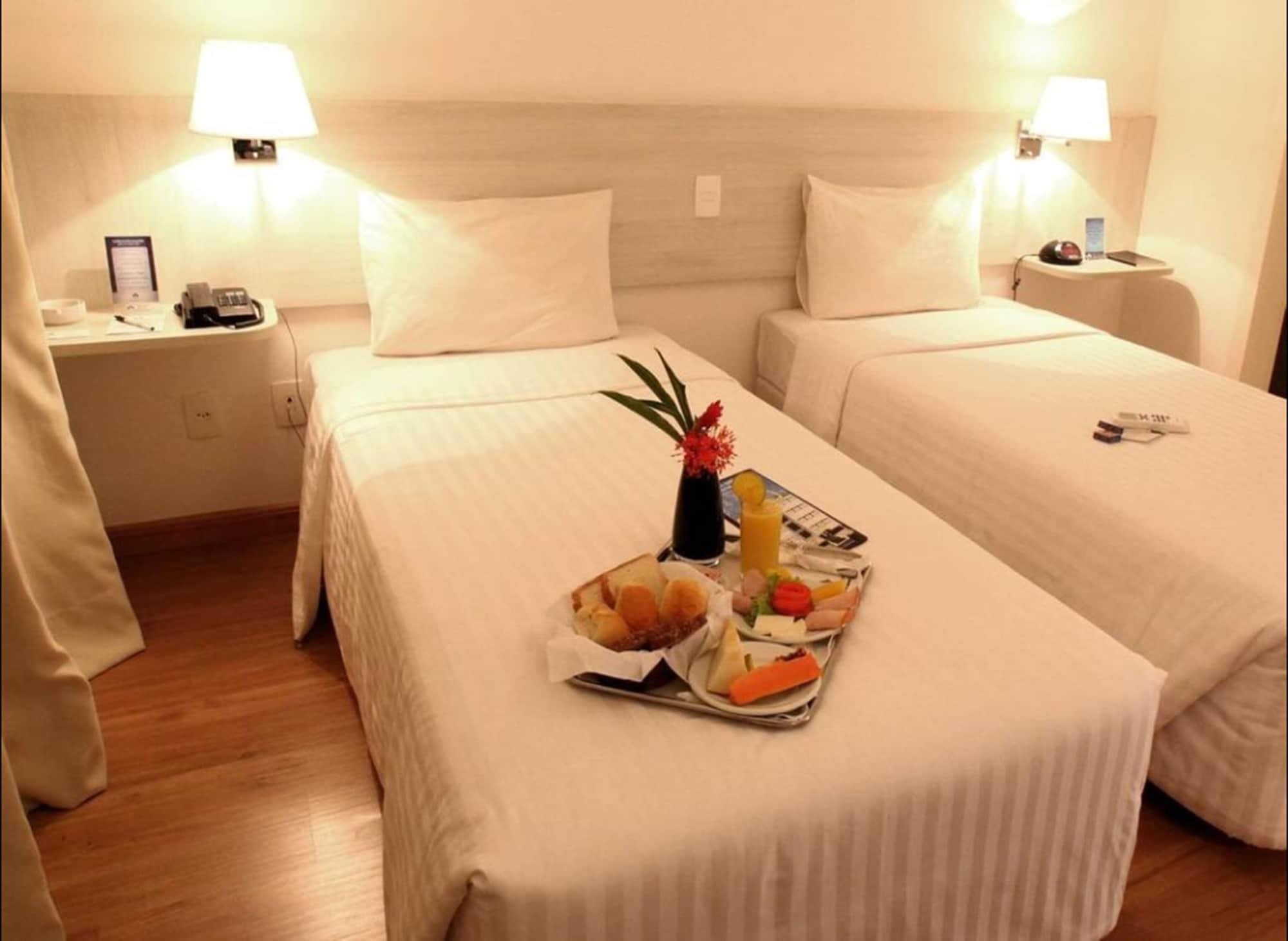 Camacari Plaza Hotel ภายนอก รูปภาพ